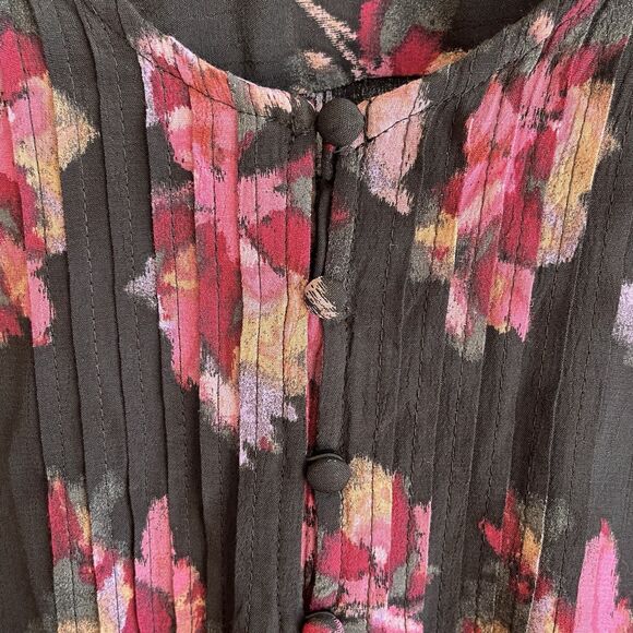 Terra & Sky Womens Dark Floral Top Size 2X Black Bloomcore Pintucks Office - Picture 4 of 11